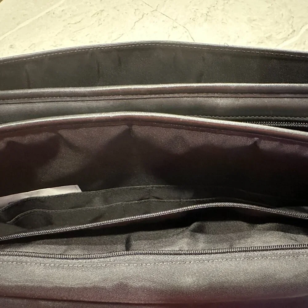 COACH Briefcase Black Leather Double Buckle Shoulder Strap Messenger Vintage - Picture 7 of 10